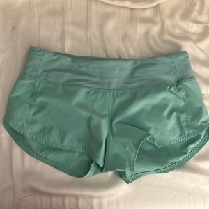 Lululemon speed up short 2.5 in inseam size 6 mint green